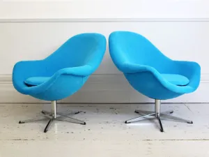A Pair of 1960's Egg Pod Chairs with Chrome Swivel Base
