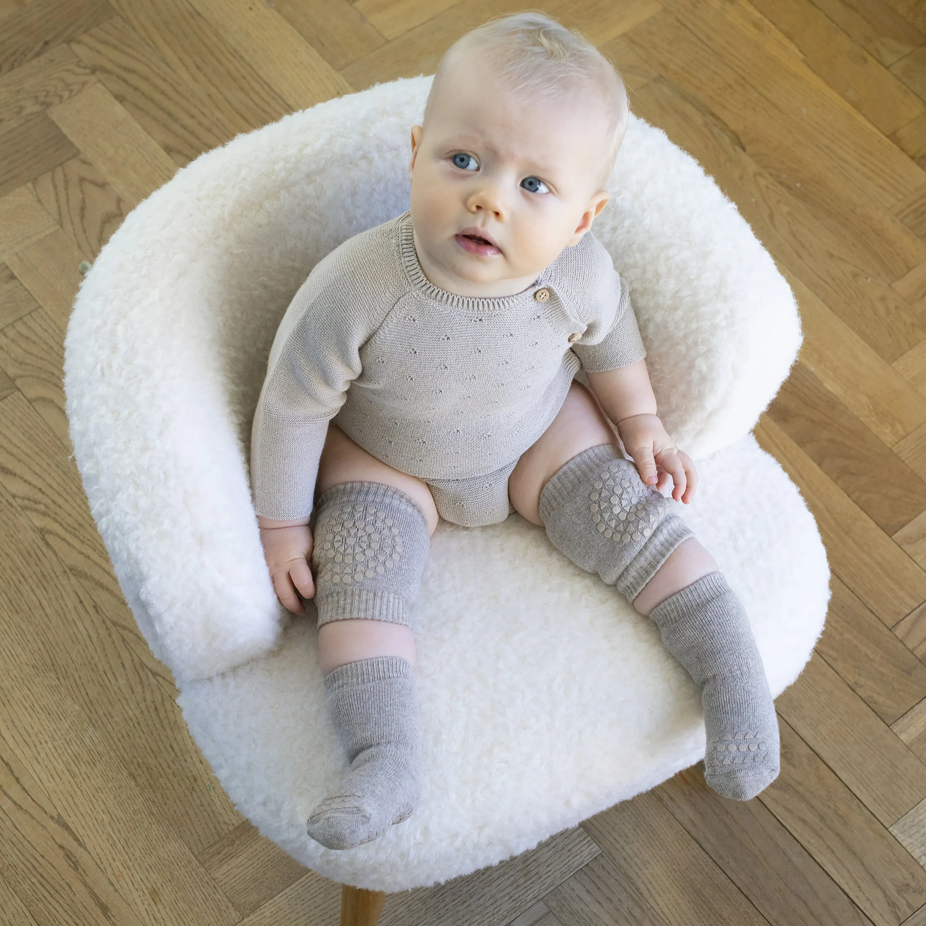 Baby anti-slip knee pad with grip for crawling - Sand