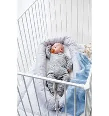 Baby Dan Bed Reducer / Cuddle Nest (Pink)