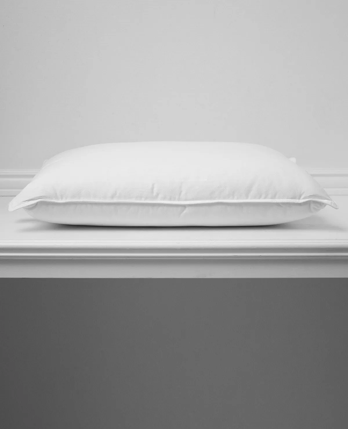 Down & Feather Pillow Medium Support