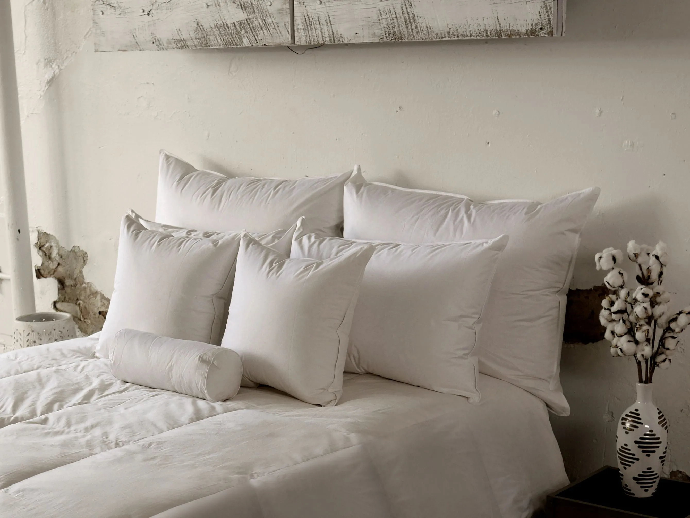 Laurel Pillows