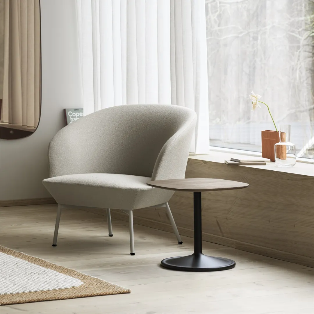 Oslo Lounge Chair - Tube Base