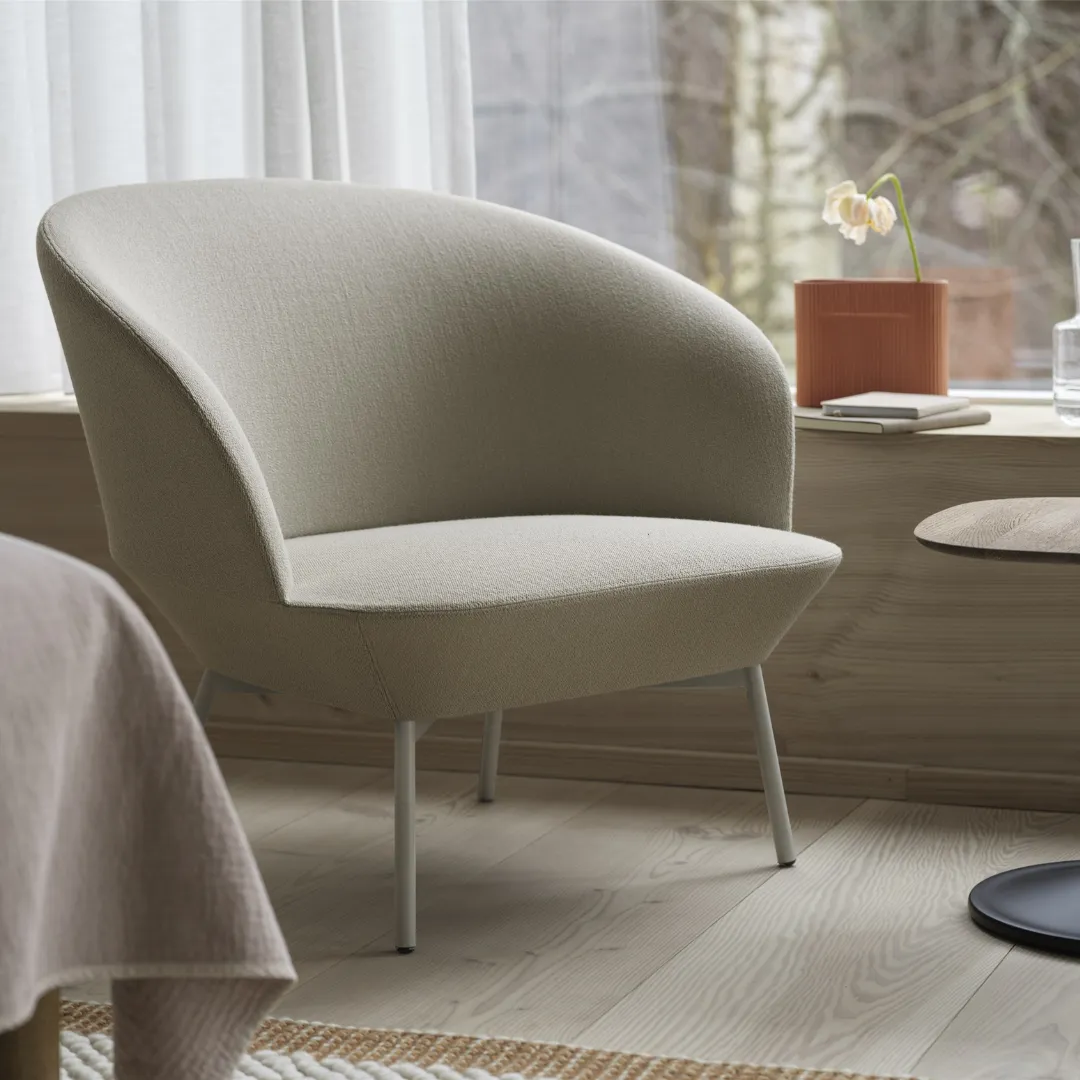 Oslo Lounge Chair - Tube Base